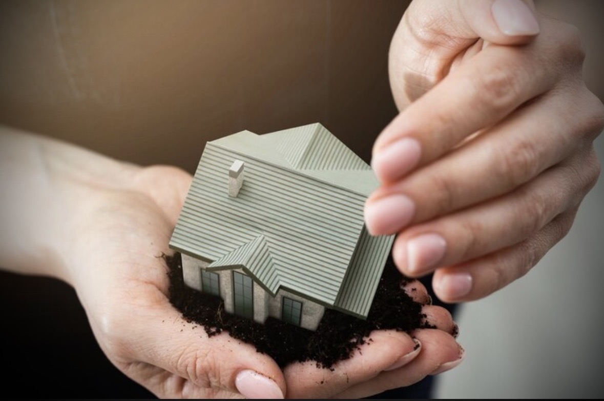 Darovanie vs. dedenie: Ako bezpečne prepísať dom na deti