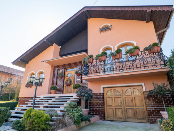 Na predaj rodinný dom pri priehrade v obci Tesáre